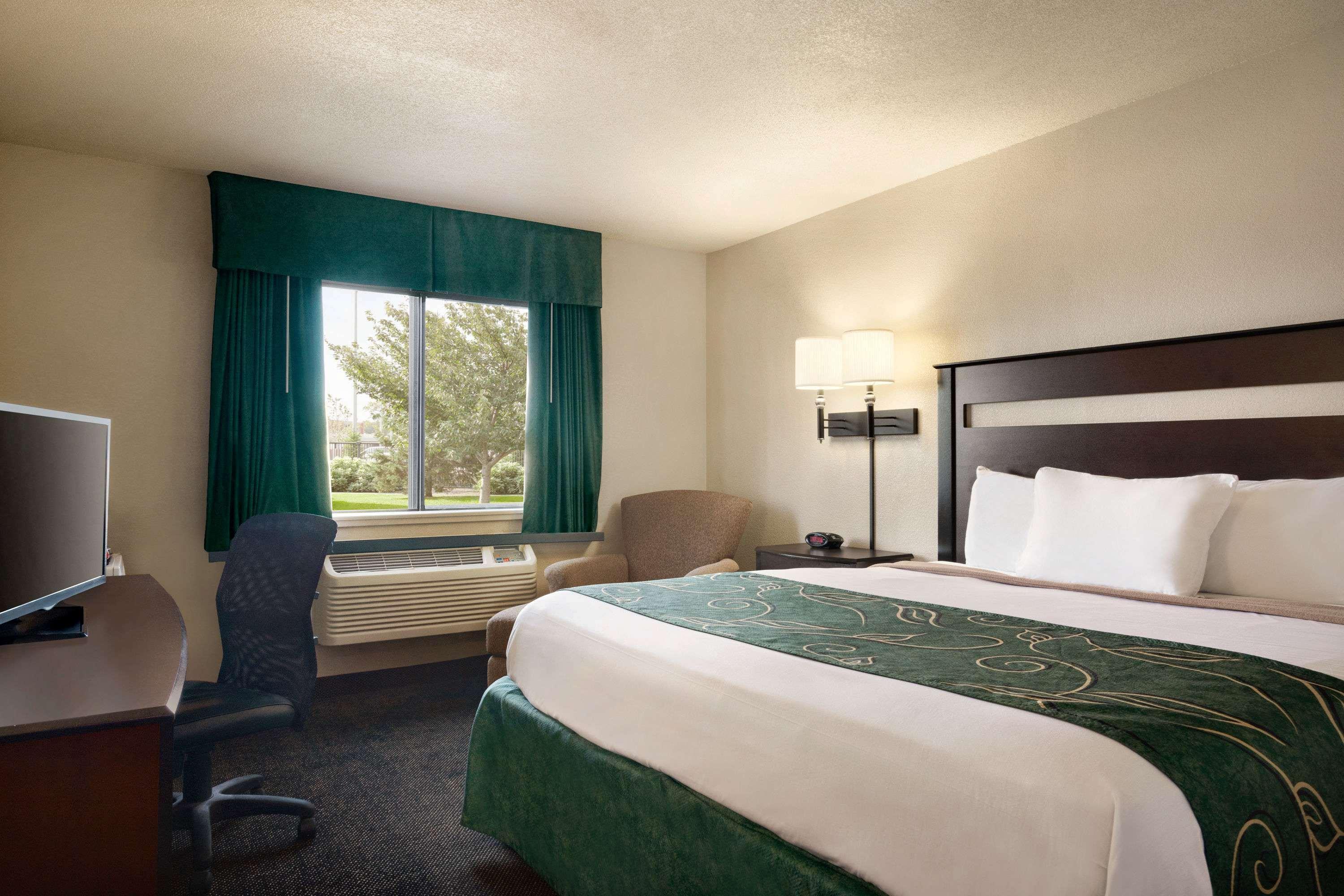 Travelodge By Wyndham Jefferson City Exterior photo