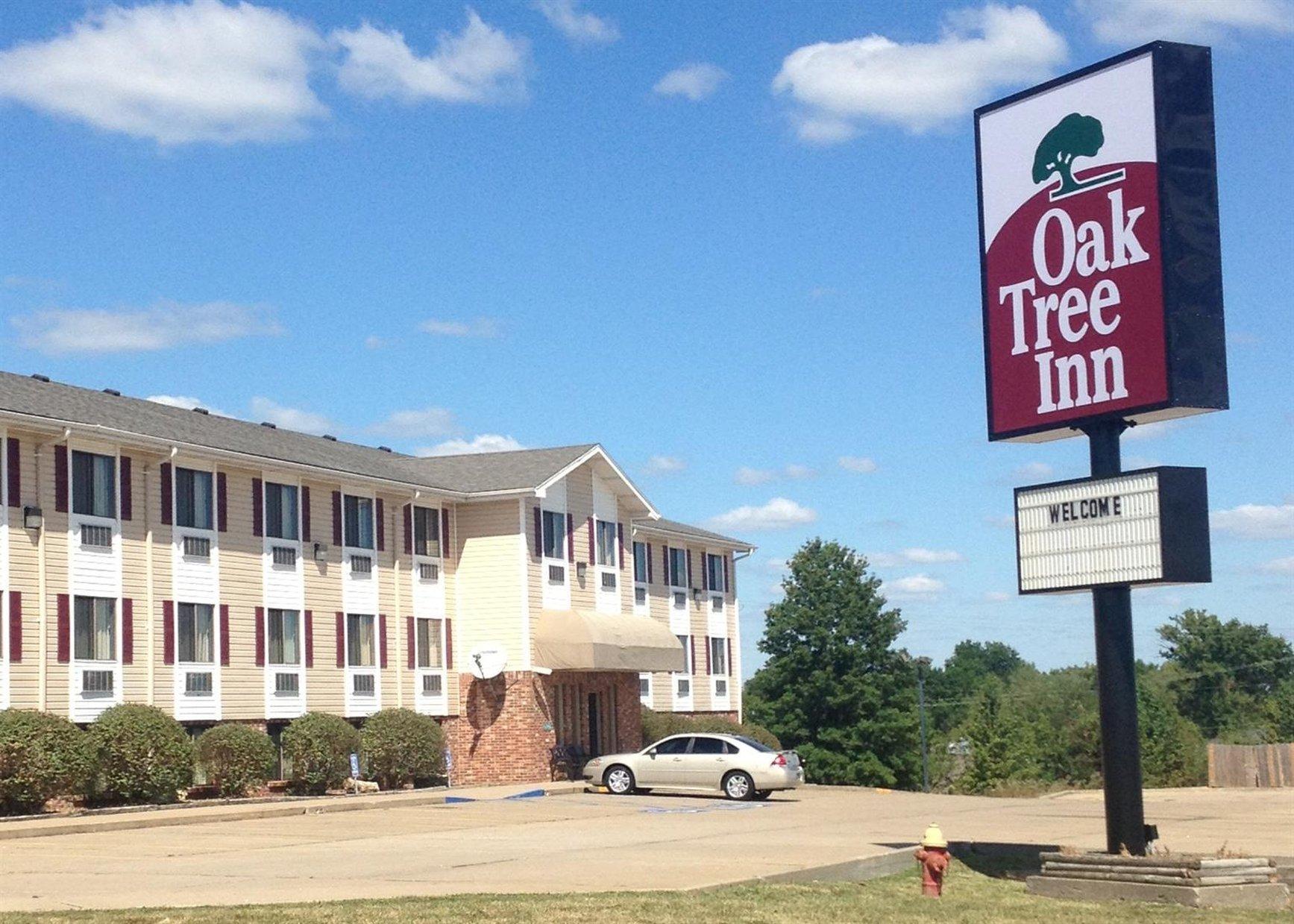 Travelodge By Wyndham Jefferson City Exterior photo